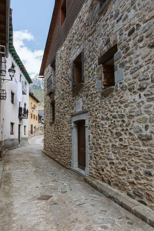 Cantal Sallent De Gallego Sencillo Y Acogedor Eksteriør bilde
